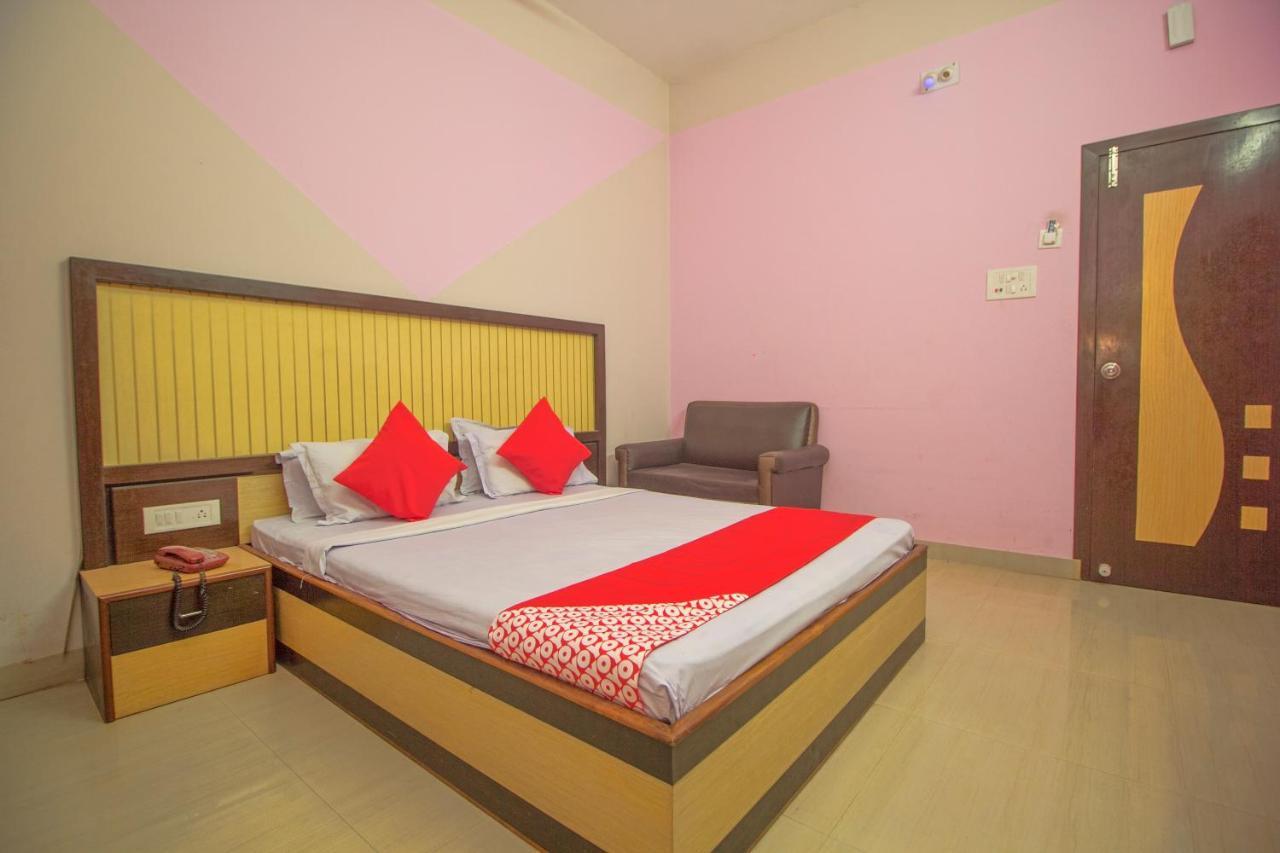 Oyo 29778 Panchadeep Bhawan Hotel Falakata Luaran gambar