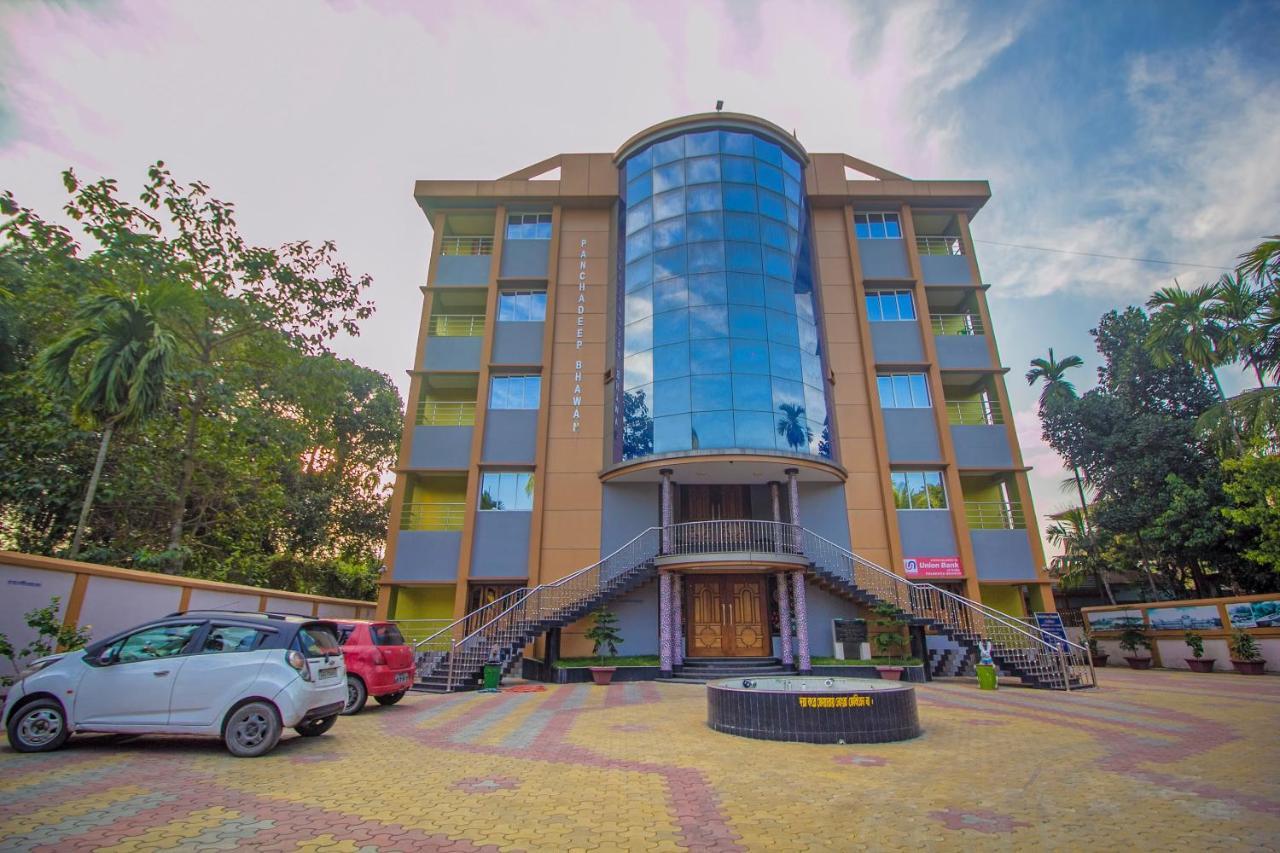 Oyo 29778 Panchadeep Bhawan Hotel Falakata Luaran gambar